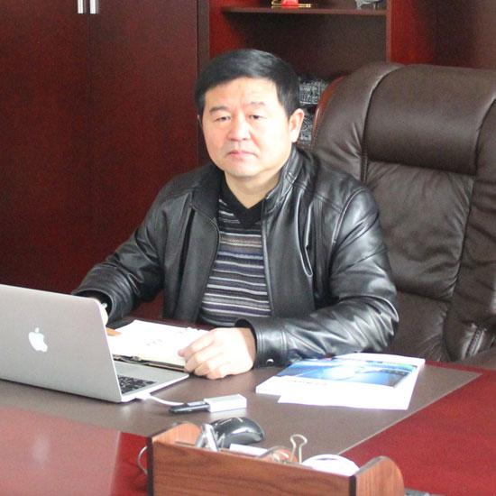 市人大代表、山東香蕉影视管業有限公司董事（shì）長（zhǎng）  侯成（chéng）安