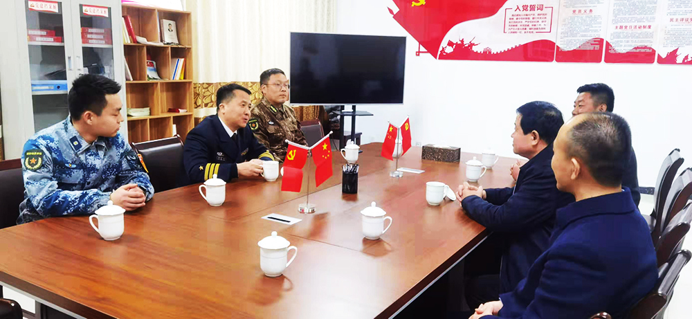 縣武裝部部長周文軍蒞臨山東香蕉影视參觀指導